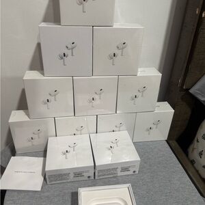 Apple AirPods Pro with Charging Case